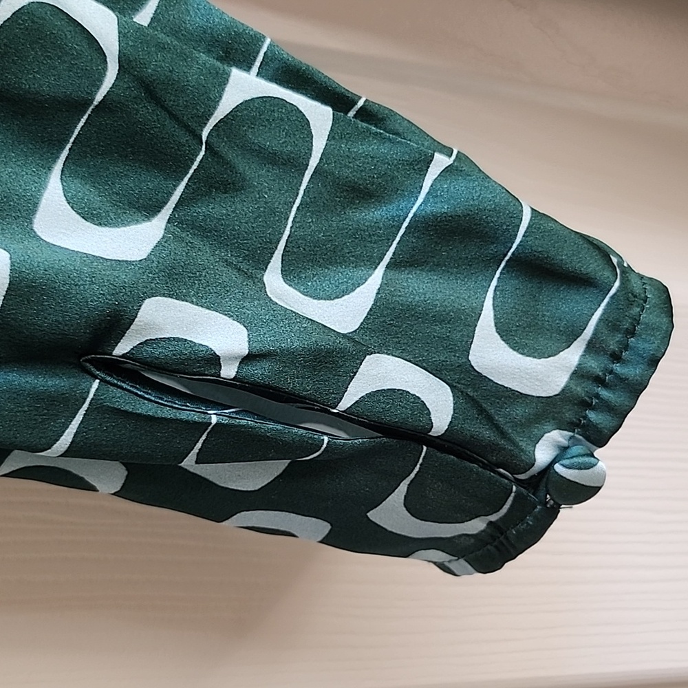 Emerald Print Silk Dress with Belt - Picture 6 of 10